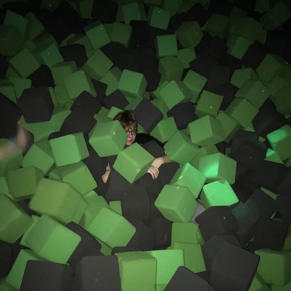 Meet your Posher, Jedididah - Picture 1 of 1